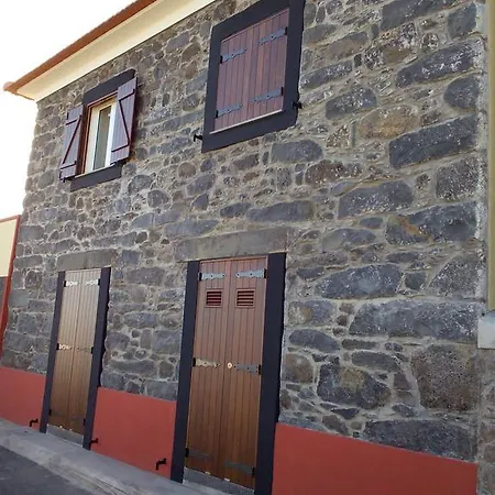 بيت للعطل Refugio Do Santa